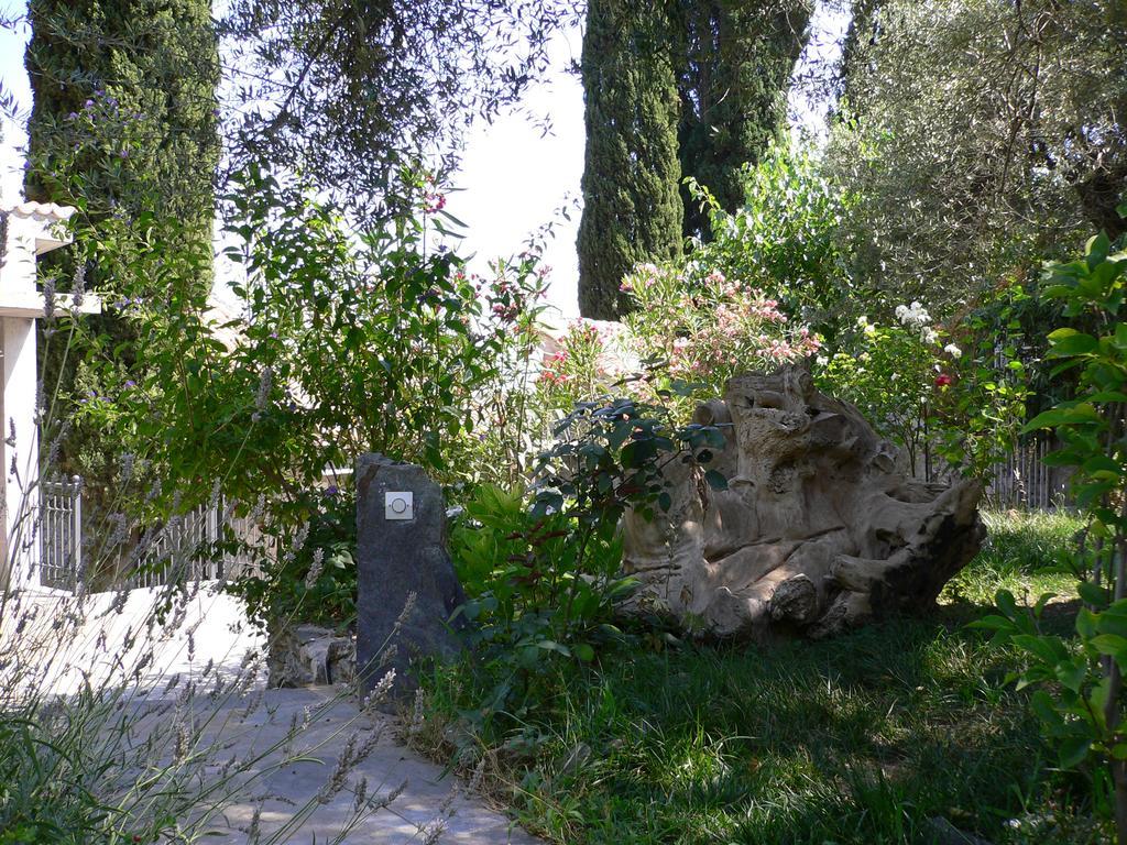 Studios Kyparissi & Spa Tirós Exterior foto