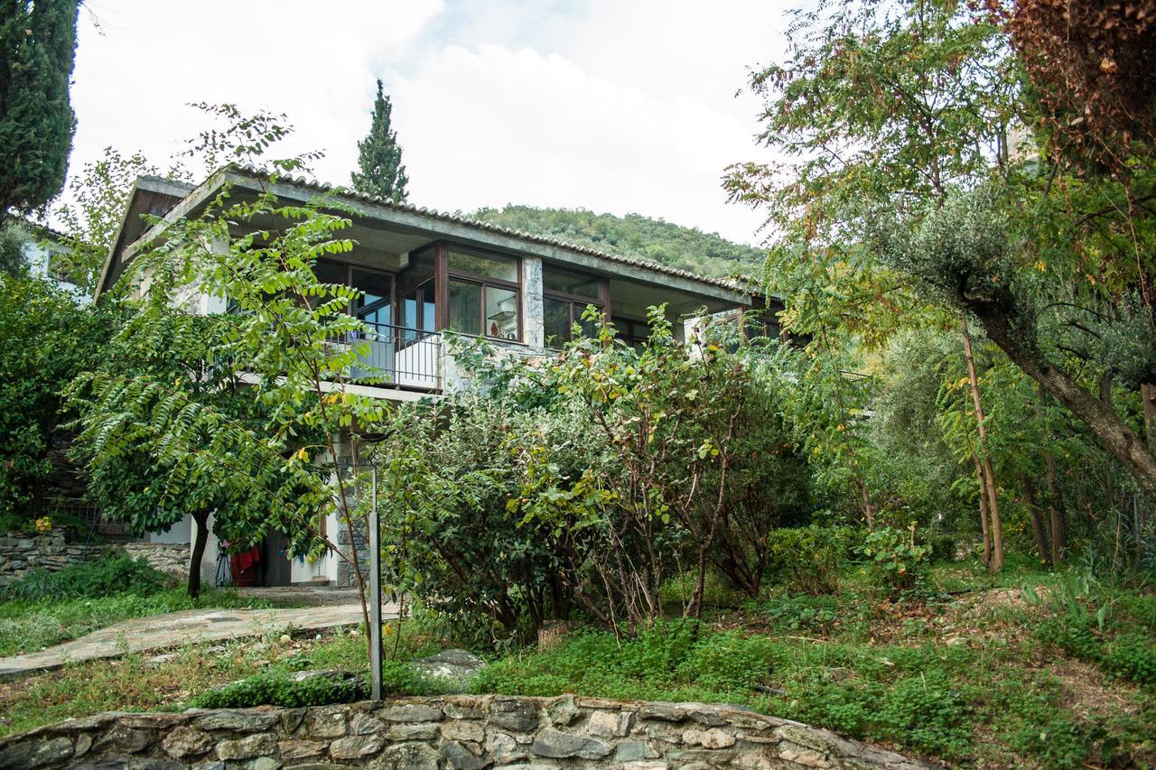 Studios Kyparissi & Spa Tirós Exterior foto